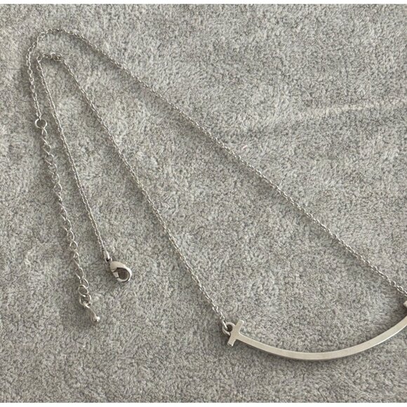 Minimalist Silver Tone Curved Bar Necklace With Cross Accents & Lobster Clasp - Picture 3 of 5